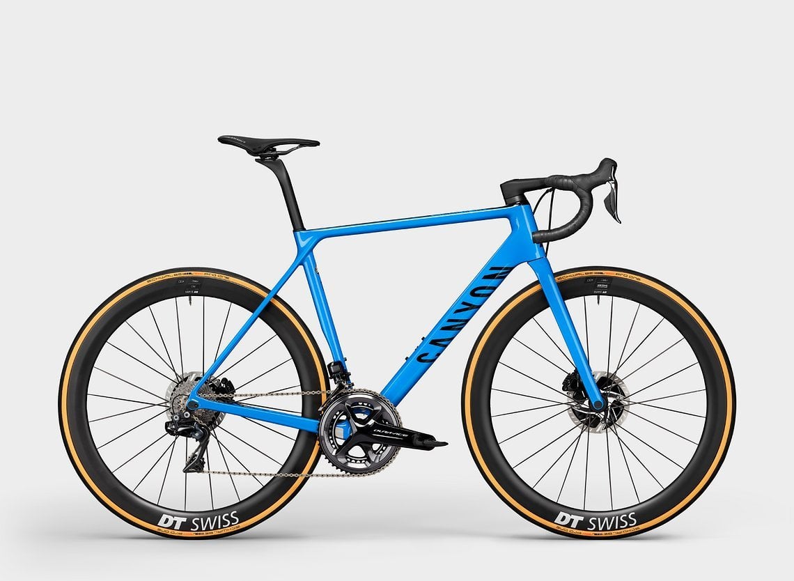 Canyon Ultimate CF-SLX 9 Disc Di2 mit Shimano Dura Ace