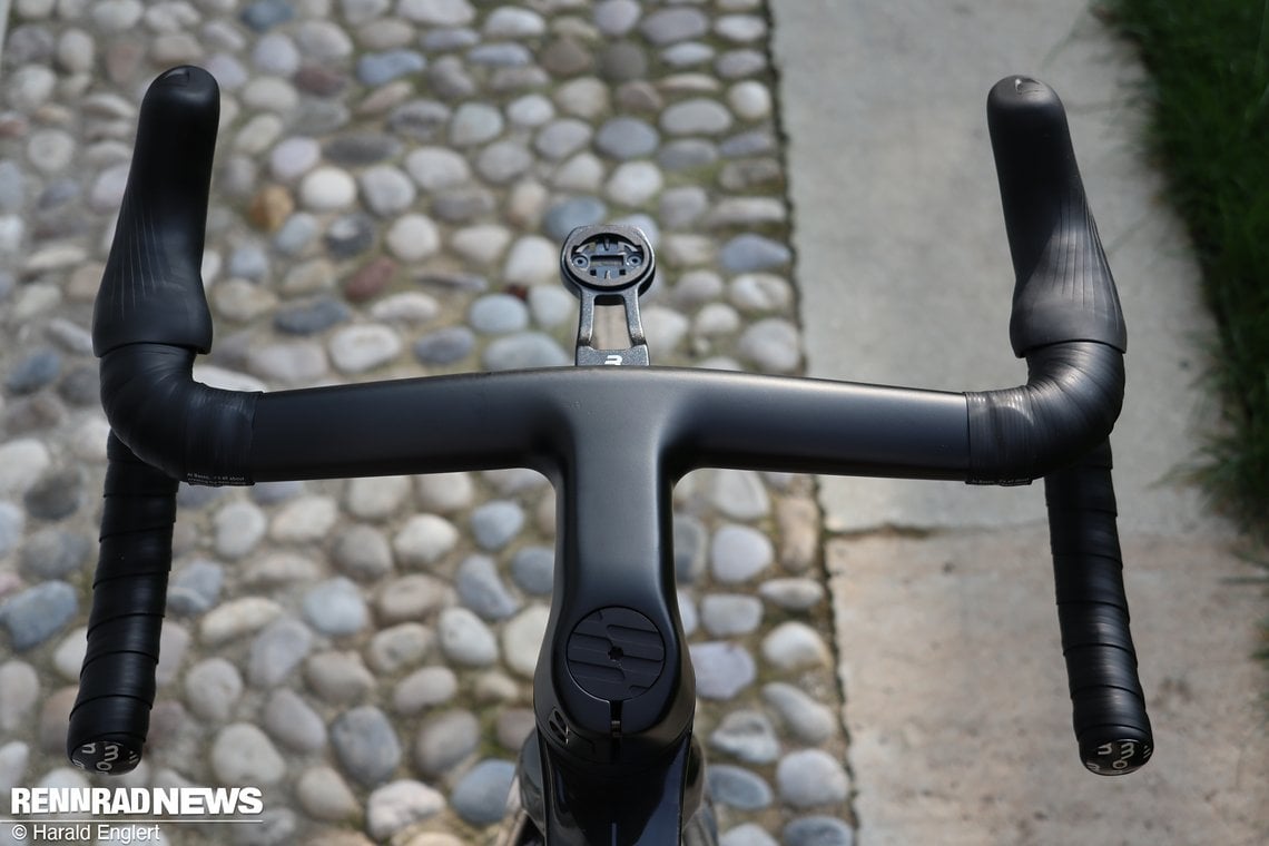 Das Aero-Cockpit Fuga ist schmal und liegt gut in der Hand.