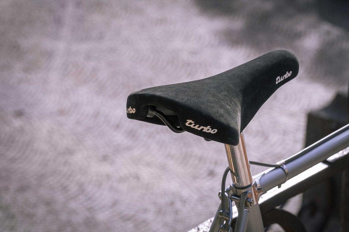 SELLE ITALIA 2024 TURBO 1980 action