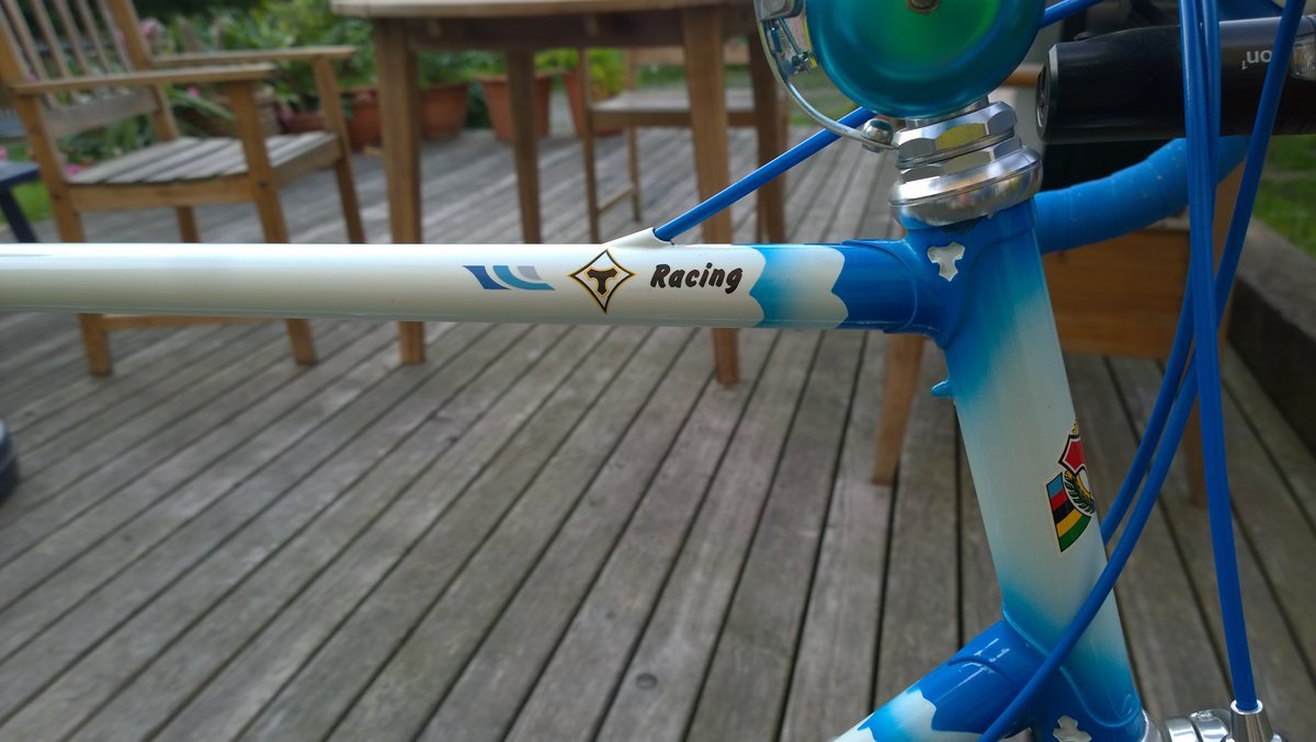 Eines der letzten Racing Modelle aus Stahl Eines der letzten Racing Modelle aus Stahl