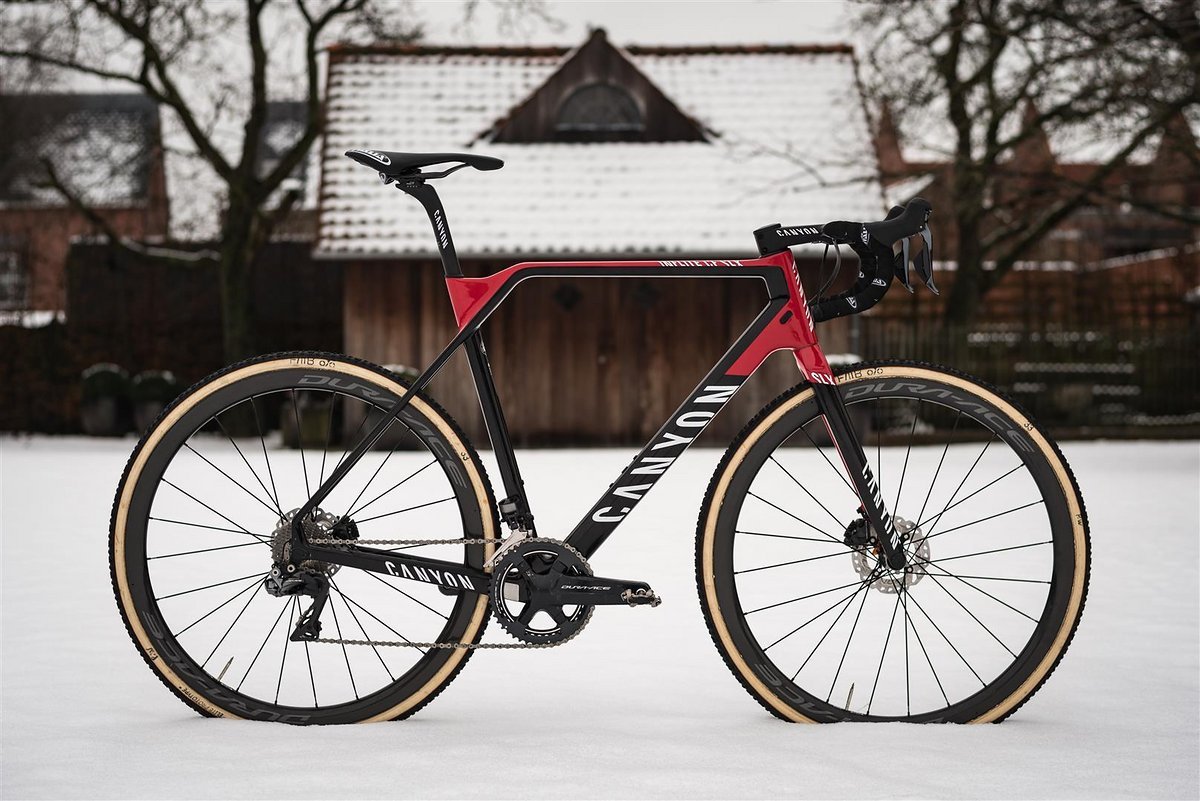 Canyon Inflite CF SLX Beobank-Corendon by Stefan Simak Canyon Inflite CF SLX Beobank-Corendon by Stefan Simak