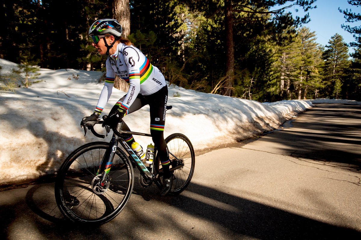 SCOTTSports MitcheltonSCOTT VanVleuten AddictRC Bike 2020 ActionImage bySamFlanagan HighRes 0L7B0440 SCOTTSports MitcheltonSCOTT VanVleuten AddictRC Bike 2020 ActionImage bySamFlanagan HighRes 0L7B0440