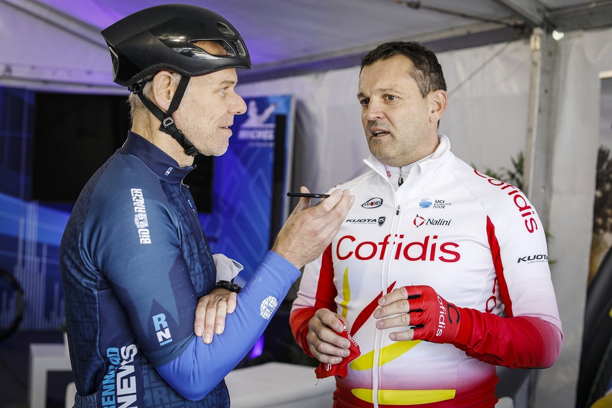 Cedric Vasseur sieht Tubeless als Vorteil für das Team und glaubt, dass Elia Viviani 2020 schon umsteigen kann. Cedric Vasseur sieht Tubeless als Vorteil für das Team und glaubt, dass Elia Viviani 2020 schon umsteigen kann.