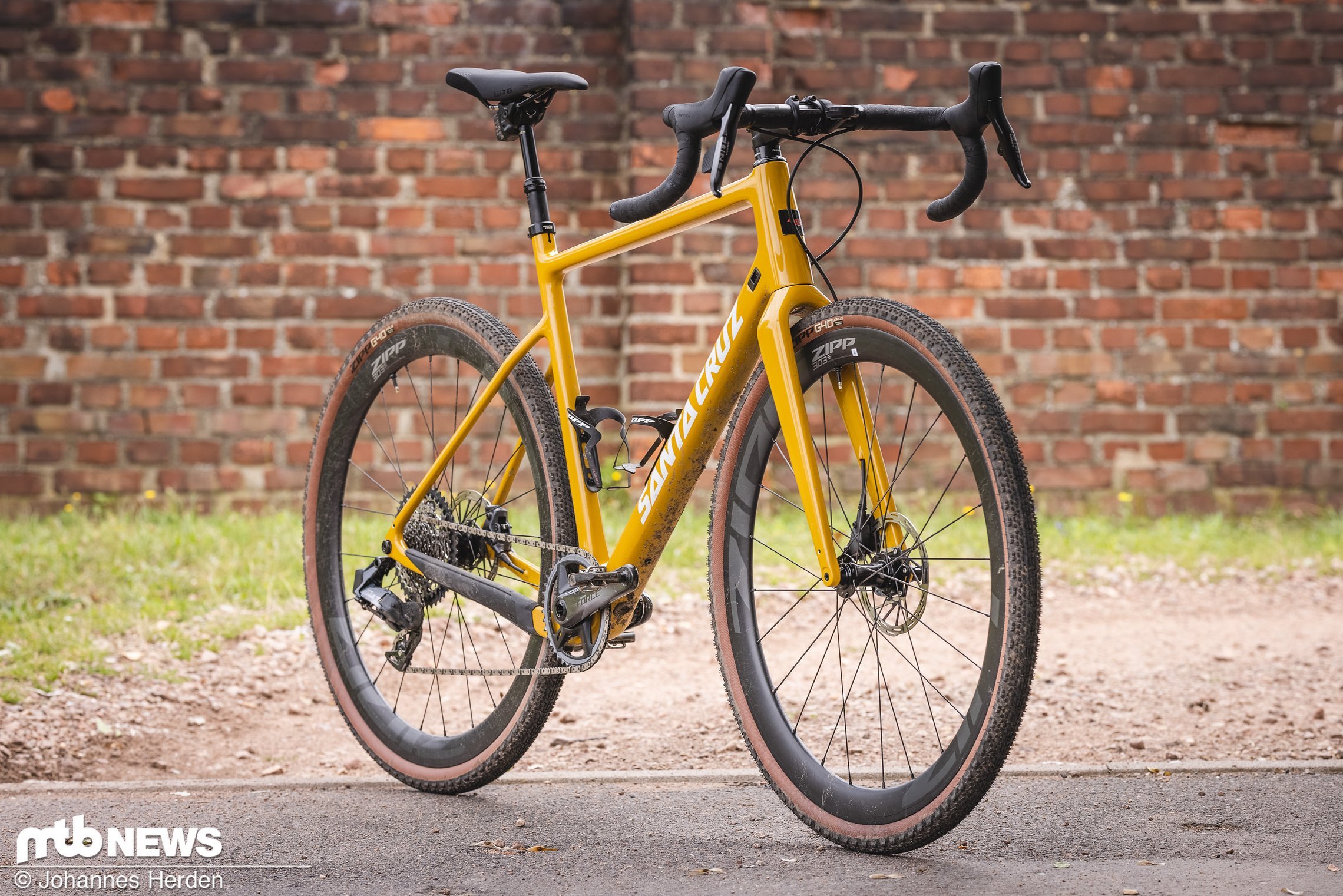 Neue SRAM XPLR im Test Die GravelGruppe mit Federung MTBNews.de