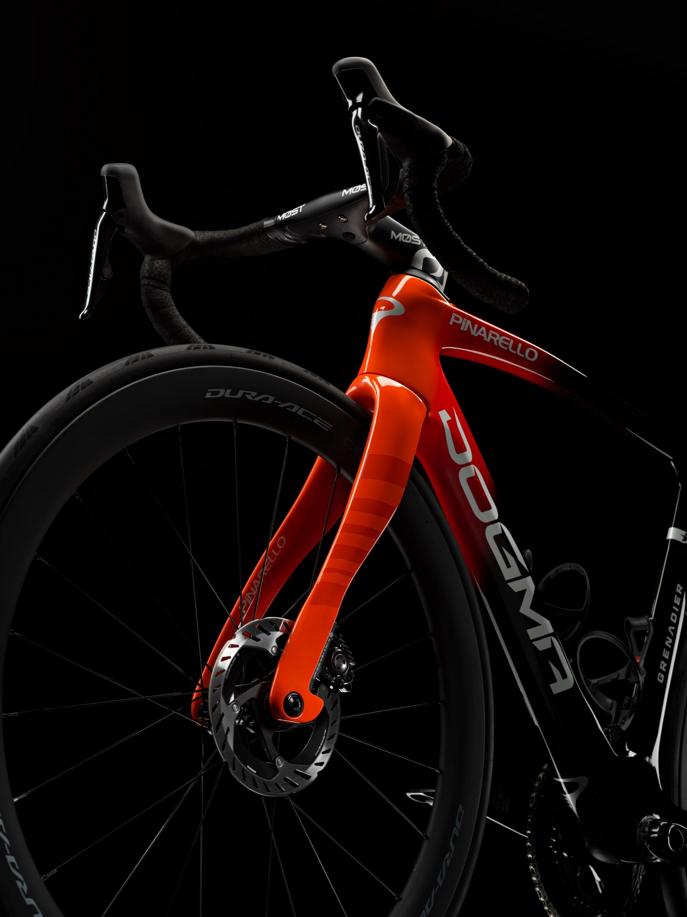 World Tour Bikes 2024 IneosGrenadiers Pinarello Dogma F RennradNews