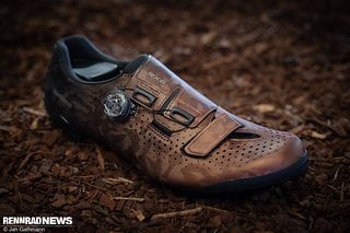 Den Gravel- und MTB-Schuh RX8 gibt es in einer neuen Farbe.