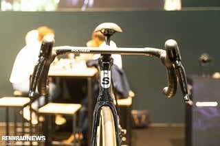 Der neue Kreissäge RS Rahmen soll aerodynamischer sein als der alte. Der neue Kreissäge RS Rahmen soll aerodynamischer sein als der alte.