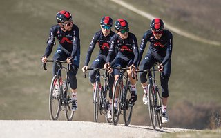 Die Fahrer von Team Ineos Grenadiers halfen bei der Entwicklung des Kask Wasabi.