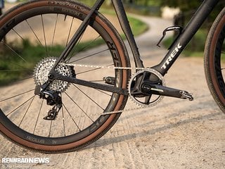 Der SRAM Force XPLR AXS 1x12 Antrieb ist für starke Waden übersetzt.