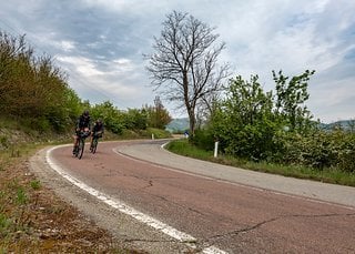 Die Fahrt führt uns über viele schöne, wenig befahrene Nebenstrassen mitten durch die Italienischen Provinzen.