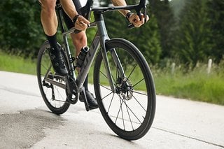 Der neue Syncros Capital SL Rennrad-Laufradsatz bringt nur 1.170 g auf die Waage