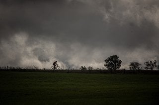 Dunkle Wolken über der Eifel