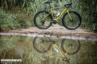 Mit dem Scott Solace zeigen die Schweizer ein modernes E-Gravel-Bike mit TQ HPR50-Motor