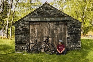 Man kann aber natürlich auch einfach eine entspannte Gravel Runde auf dem Nukeproof Digger 2022 drehen.