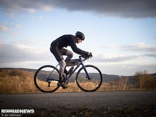 Das TCX Advanced Pro positioniert seine Fahrer*innen eher sportlich, wie es für ein CX-Bike passt