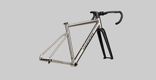 Mit dem Tigard stellt Radon sein Titan-Gravel-Bike vor Mit dem Tigard stellt Radon sein Titan-Gravel-Bike vor