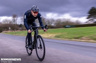 Auch bei kühlem Wetter wird draußen getestet und trainiert