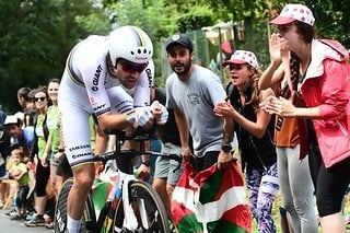 Dumoulin startete langsam, hatte aber am Ende die Nase minimal vorn