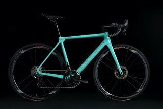 Das Bianchi Specialissima 2021 kommt mit Disc-Bremse