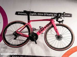 Und das pinke S5 zum Giro Sieg von Roglic.