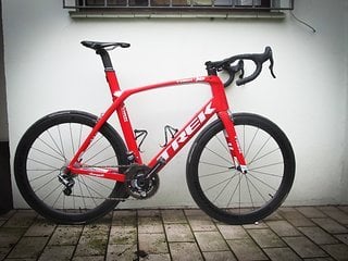 Trek Madone SL 6 mit Campagnolo Record EPS