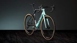 Das Inflite CF SLX kommt mit SRAM Force eTap AXS 1x12 Gruppe und Powermeter