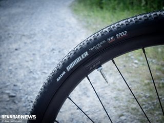 Der Maxxis Rambler Exo Protect ist ein typischer Gravel-Allrounder