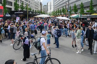 Die Cycle Week in der Schweiz findet von 22. bis 25. Mai 2025 rund um den Hauptbahnhof in Zürich, im Campus Brunau und im Jumppark bei Sihlcity statt. Die Cycle Week in der Schweiz findet von 22. bis 25. Mai 2025 rund um den Hauptbahnhof in Zürich, im Campus Brunau und im Jumppark bei Sihlcity statt.