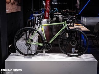 Das Eddy Merckx Pévèle mit Stahlrahmen ist ab 4.299 € erhältlich.