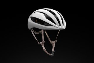 Specialized Loma – der Allround-Rennradhelm soll für so ziemlich jede Tour die richtige Wahl sein.