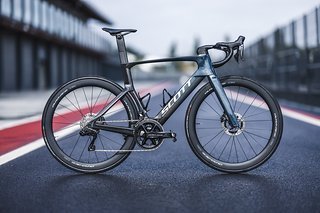 Das neue Scott Foil RC ist nicht nur aerodynamisch optimiert, sondern auch recht komfortabel