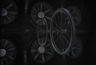 Für den Allround-Einsatz gedacht, nutzen die Roval Rapide CLX III Laufräder eine 51 mm tiefe Felge vorne, während hinten die Felgenhöhe 48 mm beträgt. Mit knapp über 1.300 g sind sie damit etwas leichter, der Preis bleibt gleich. Für den Allround-Einsatz gedacht, nutzen die Roval Rapide CLX III Laufräder eine 51 mm tiefe Felge vorne, während hinten die Felgenhöhe 48 mm beträgt. Mit knapp über 1.300 g sind sie damit etwas leichter, der Preis bleibt gleich.