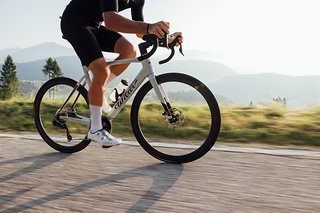 Das neue Wilier Filante SL übernimmt die Formensprache und Geometrie des größeren Bruders SLR