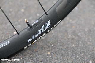 Zipp präsentiert den neuen Allround-Laufradsatz 303 SW mit integriertem AXS-Luftdrucksensor Zipp präsentiert den neuen Allround-Laufradsatz 303 SW mit integriertem AXS-Luftdrucksensor
