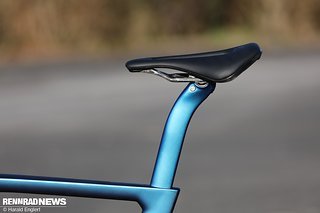 Aero-Sattelstütze mit Versatz. Aero-Sattelstütze mit Versatz.