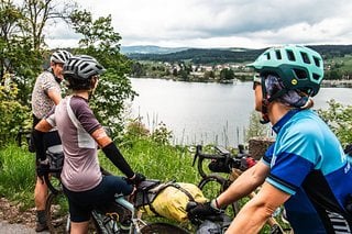 Ein entspanntes Bikepacking-Abenteuer durch sechs Schweizer Kantone und wunderschöne Landschaften.