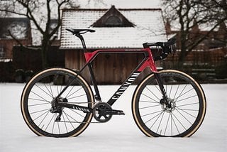 Canyon Inflite CF SLX Beobank-Corendon by Stefan Simak