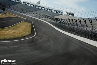 Der Indianapolis Speedway hatte einen nicht zu vernachlässigenden Einfluß auf die ersten Jahre der Firmengeschichte.