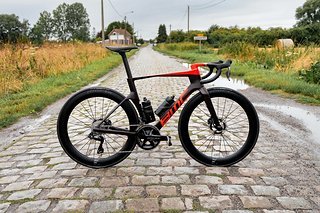 Das BMC Teammachine R wurde zusammen mit dem Red Bull F1 Team entwickelt