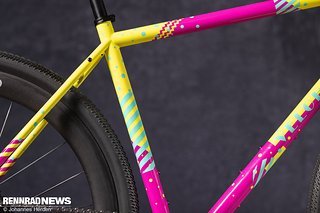 Das Craft Bike Days 2025 Unikat in Lackierung mit Miami-Vice-Anklängen.