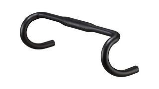 Der Alpinist Lenker wiegt laut Specialized gerade einmal 167 g bei 40 cm Breite und soll der Traum eines jeden Bergfahrers sein. Der Alpinist Lenker wiegt laut Specialized gerade einmal 167 g bei 40 cm Breite und soll der Traum eines jeden Bergfahrers sein.