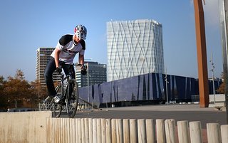 RoadBikeParkour Shooting in Barcelona