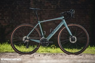 Das Simplon Inissio PMax ist ein E-Gravel Bike mit Mahle X20-Motor