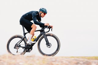 Die Sitzposition ist natürlich sehr sportlich Die Sitzposition ist natürlich sehr sportlich