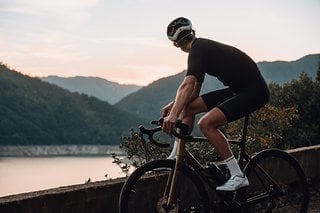 Die GOREWEAR Distance Bib Shorts+ 2.0 ist eine Weiterentwicklung des sehr beliebten Vorgängers.