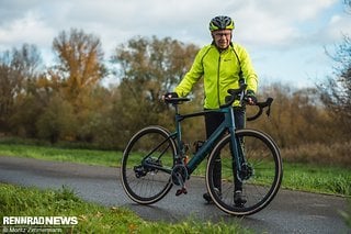 Mit dem Mahle X-20 Hinterrad-Motor ist die BMC Roadmachine AMP kaum als E-Rennrad zu erkennen.