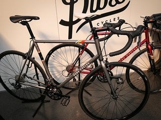 Stahlrenner für 549 Euro: Pure Cycles Dornbush