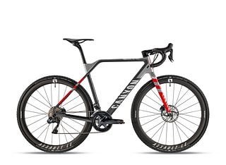 Canyon Inflite CF SLX 9.0 – die Team Replica mit Shimano Ultegra Di2 2x11 für 4.299 €