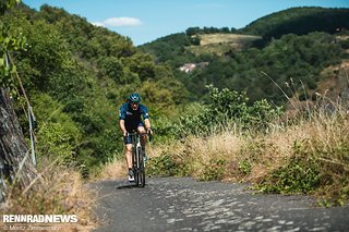 canyon-endurace-action-1886