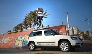 RoadBikeParkour Shooting in Barcelona